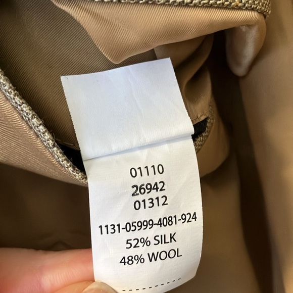 NWT Jos. A. Bank Traveller’s collection Classic Beige plaid Blazer sport coat - Picture 5 of 8